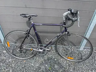 Stablinski . 28" hjul, 14gear,57cm. stel