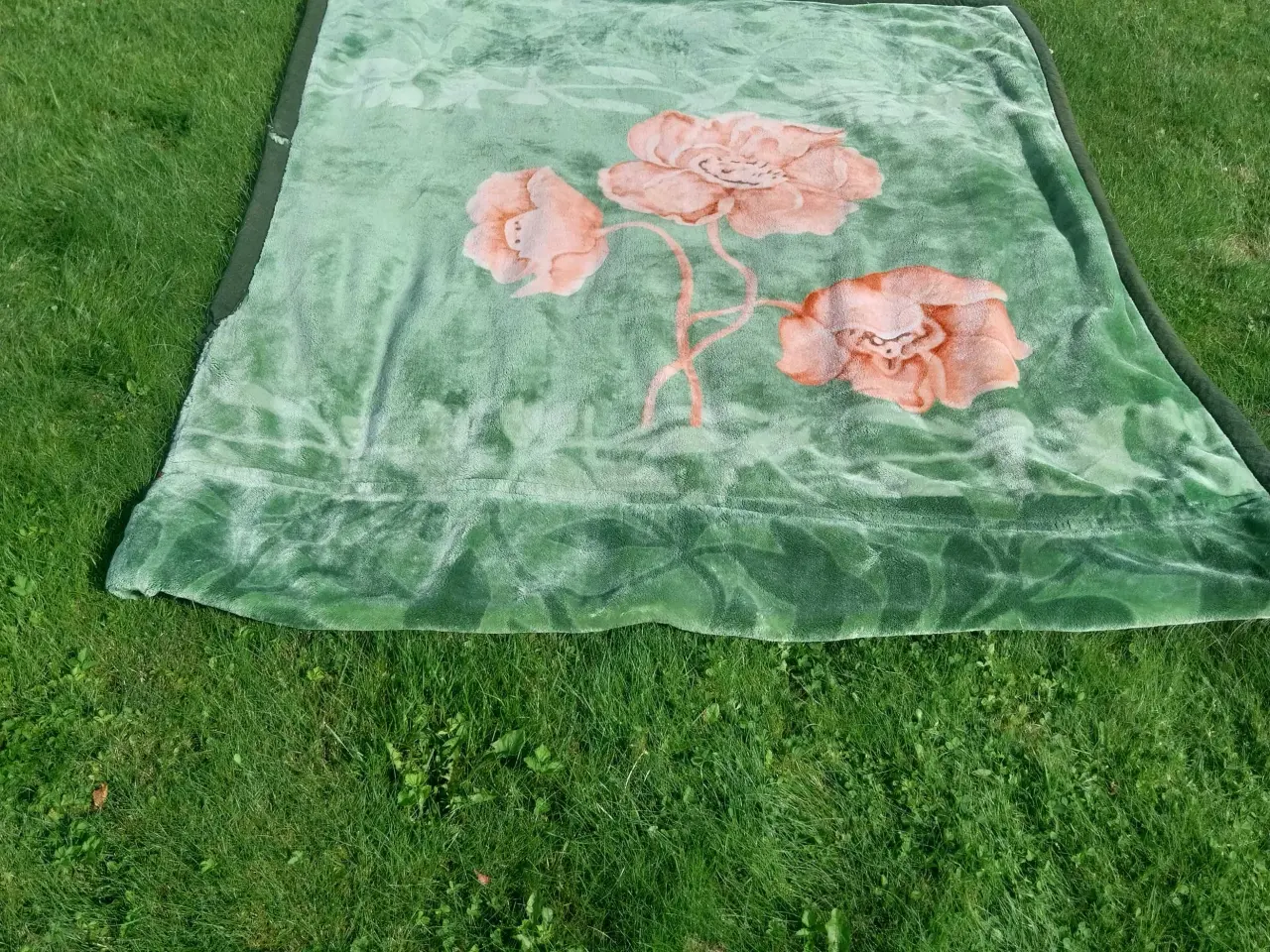 Billede 4 - Luxus tæppe 210 x 190 cm