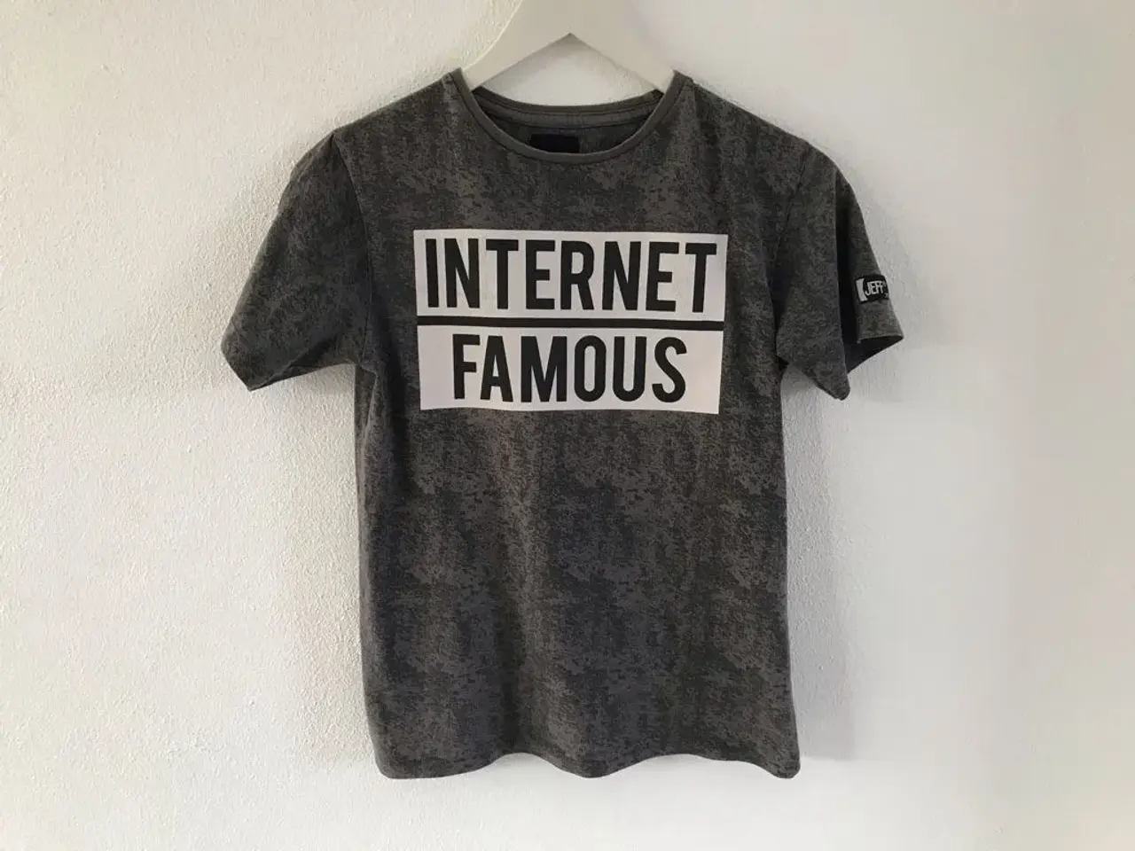 Billede 1 - T-shirt str.140