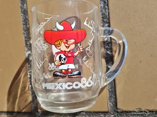 DBU Mexico 1986 Glas med autografer