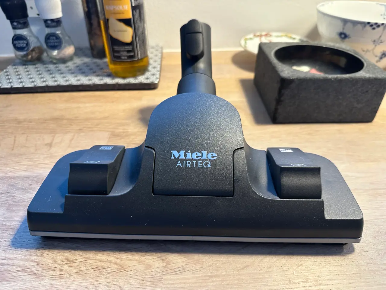 Billede 2 -  Miele AirTeq støvsugerhoved