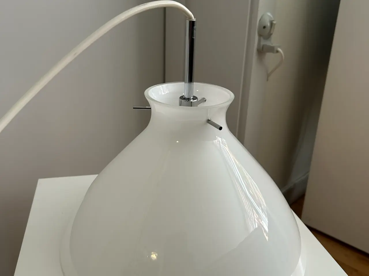 Billede 1 - Loftslampe i opalglas