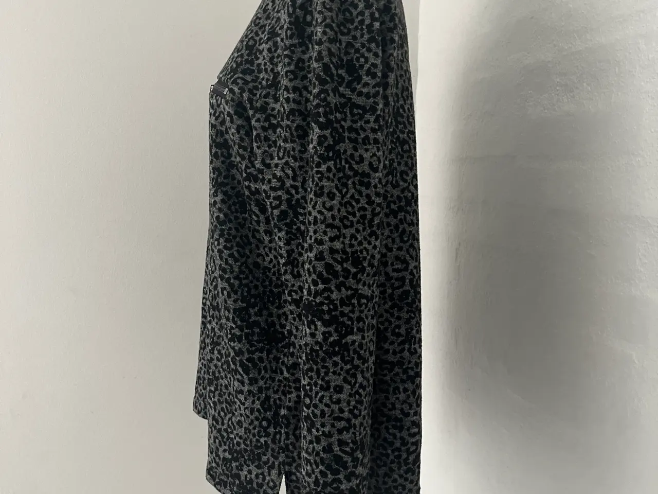 Billede 3 - Bluse str.40