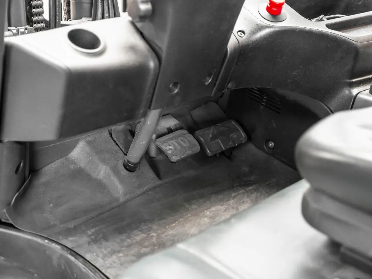 Billede 4 - Linde E 30-01 el-gaffeltruck - 3000 kg, 3300 mm - brugt