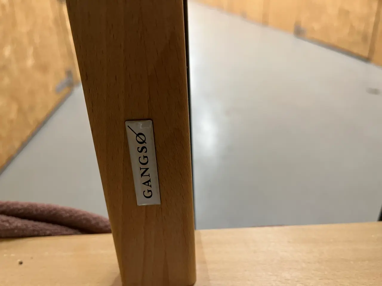 Billede 10 - Sofagruppe 3+2 Pers.I sort anilin læder gavl i bøg