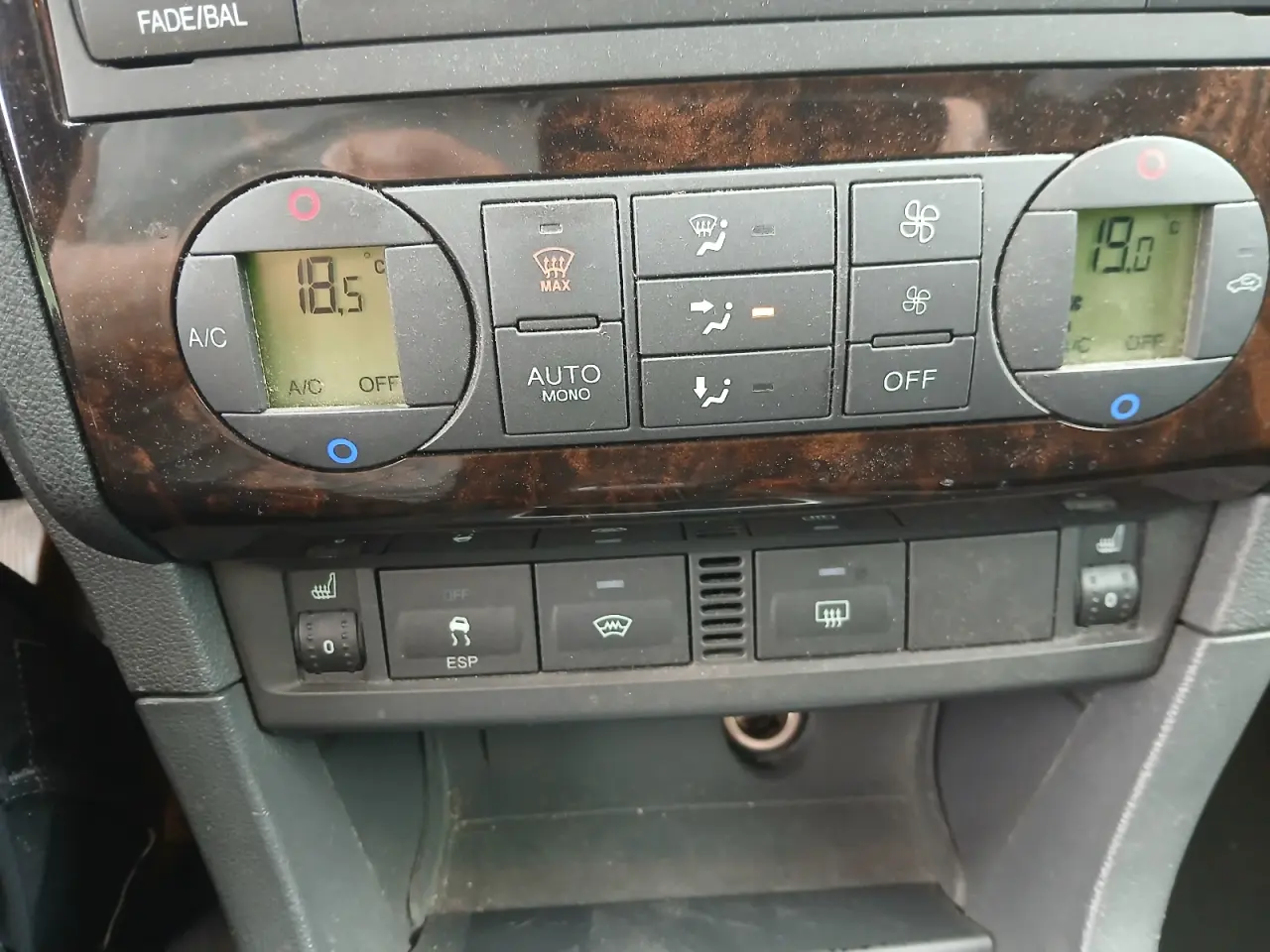 Billede 11 - Ford Focus 1,6 Ghia St-car. 14 Måneder til syn