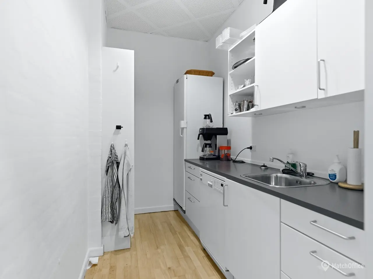 Billede 7 - Lyst kontorlejemål i stueplan