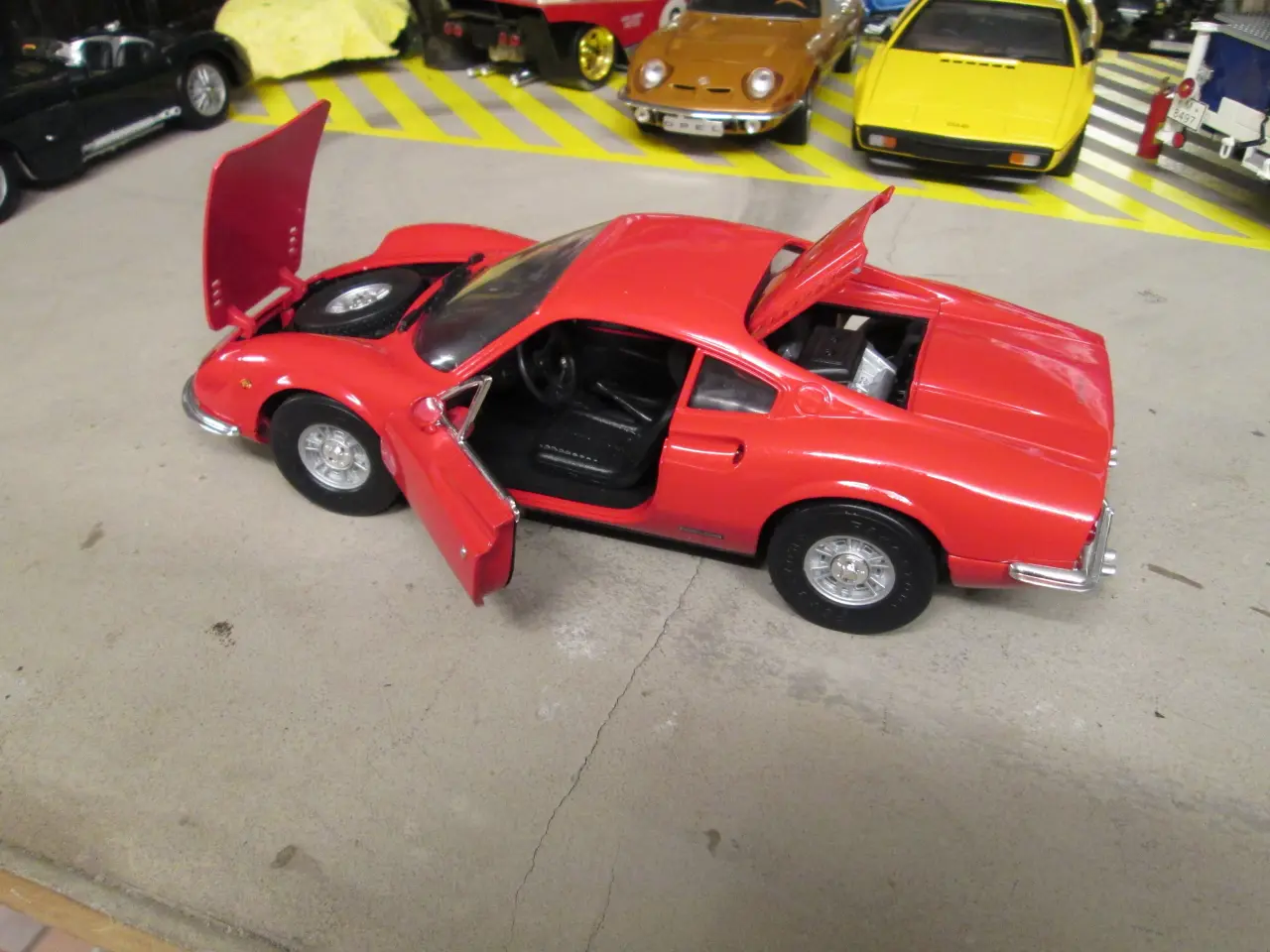 Billede 4 - Modelbil Ferrari Dino Anson 1:18