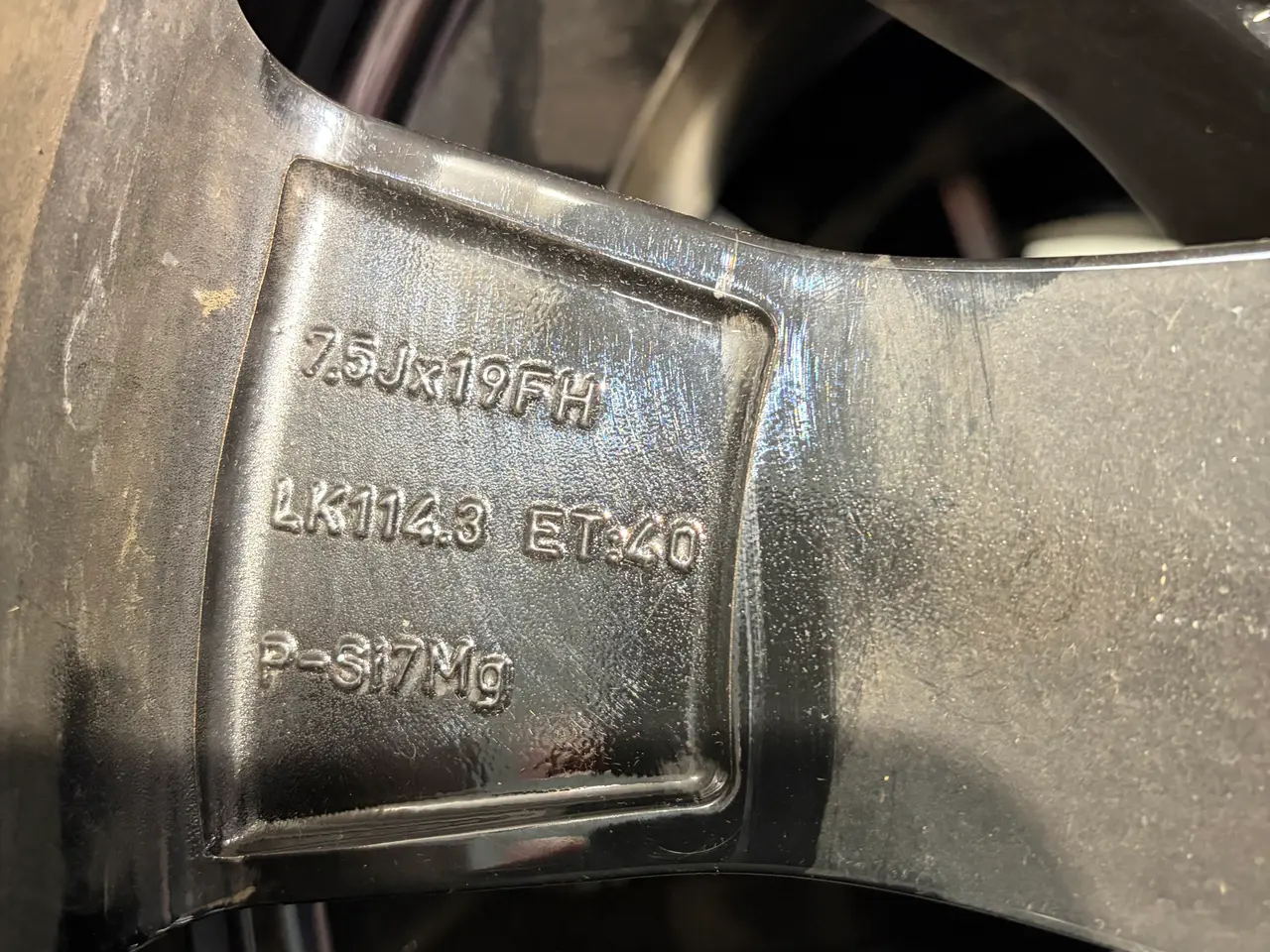 Billede 7 - Orig. Nissan Ariya vinterdæk 19” alufælge
