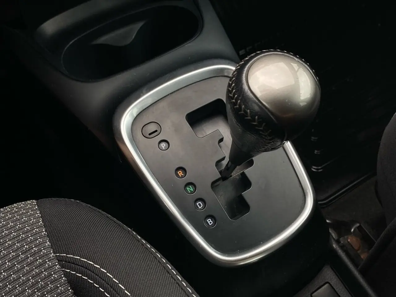 Billede 12 - Toyota Yaris 1,5 Hybrid H2 E-CVT 100HK 5d Trinl. Gear