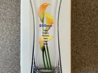 Vase 250 ml.