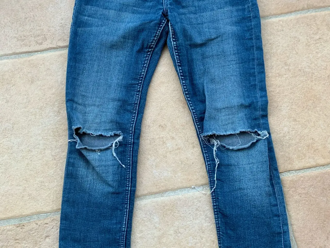 Billede 1 - H&M jeans str. 152