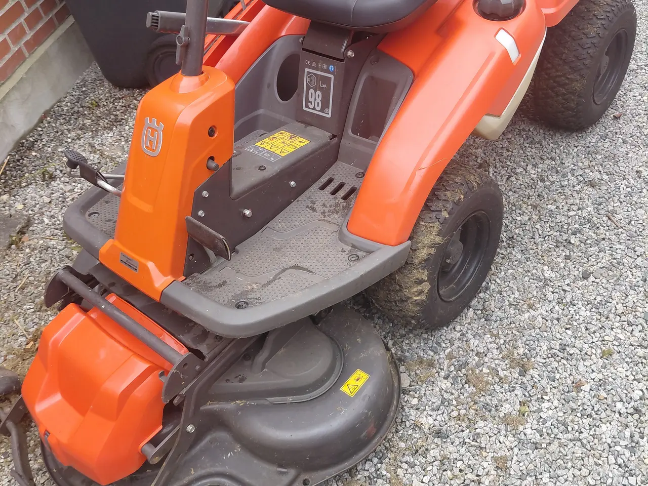 Billede 3 - Husqvarna r 214 tc