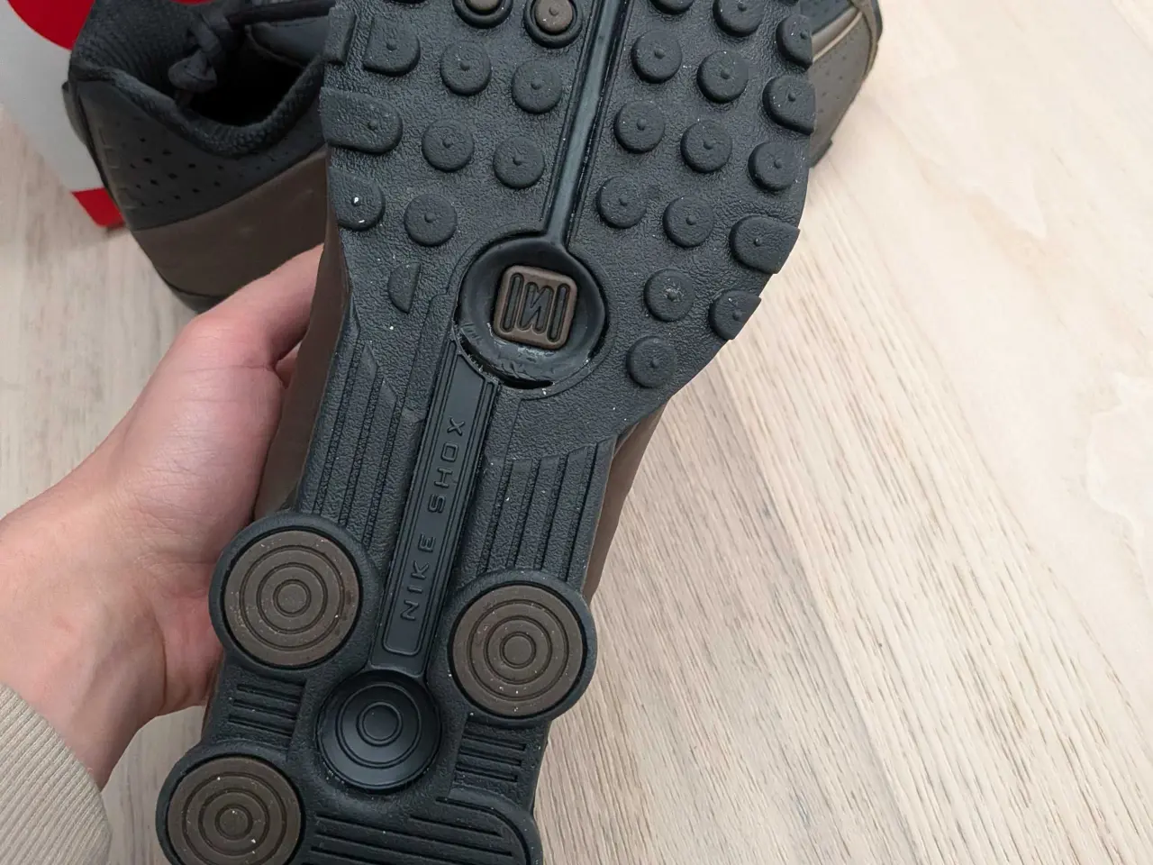 Billede 7 - Nike shox r-4 off noir ironstone