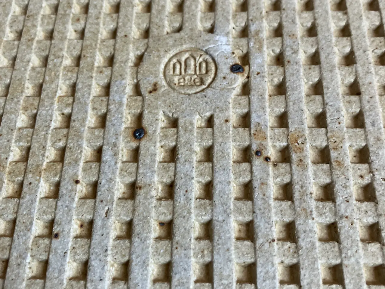 Billede 5 - B&G stentøjsrelief- Mureren