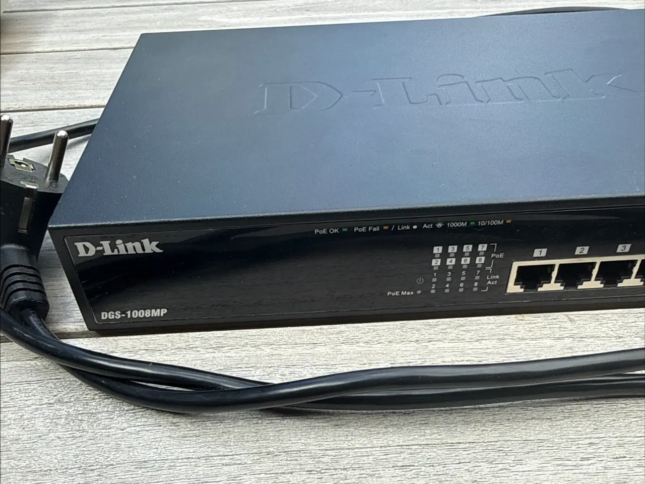 Billede 3 - Swinch og wifi sender D-link