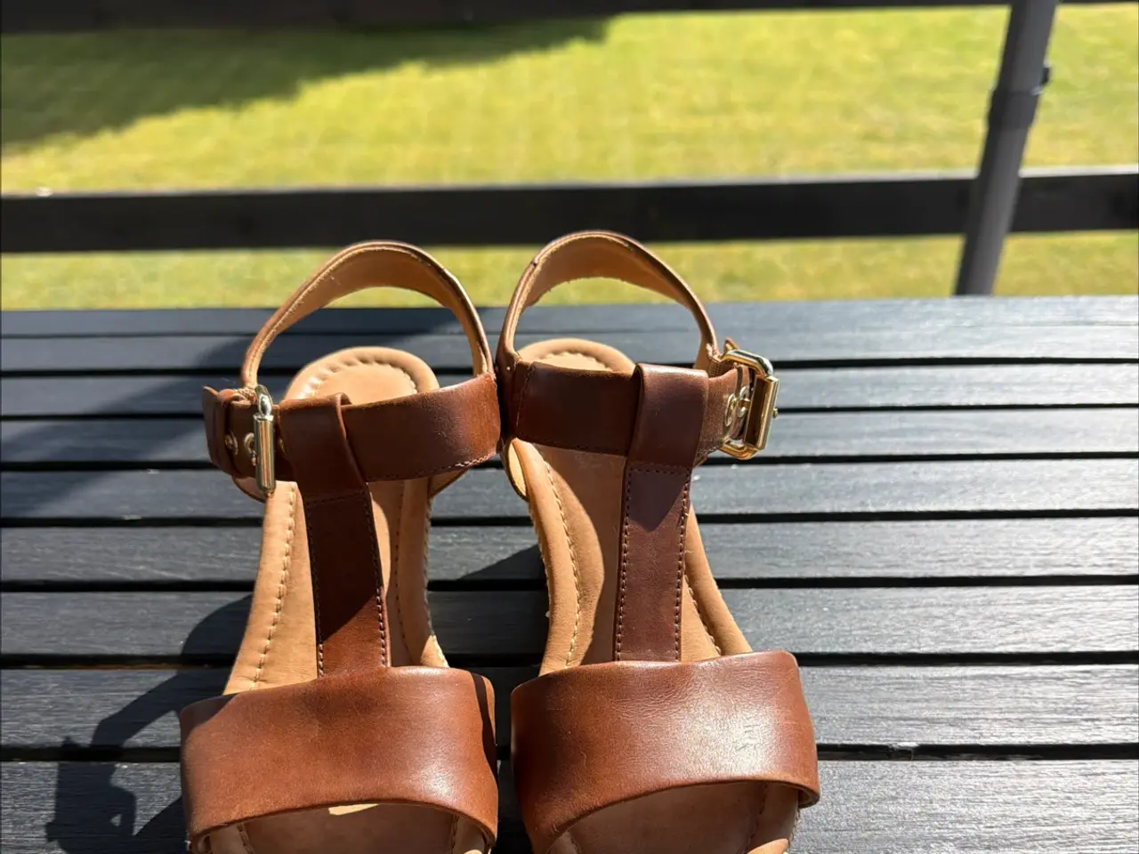 Billede 3 - Gabor Brun Skind sandal med bast kilehæl, str 39,5