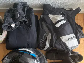 Komplet og solidt MC-damesæt (Shark / Held) – Str.