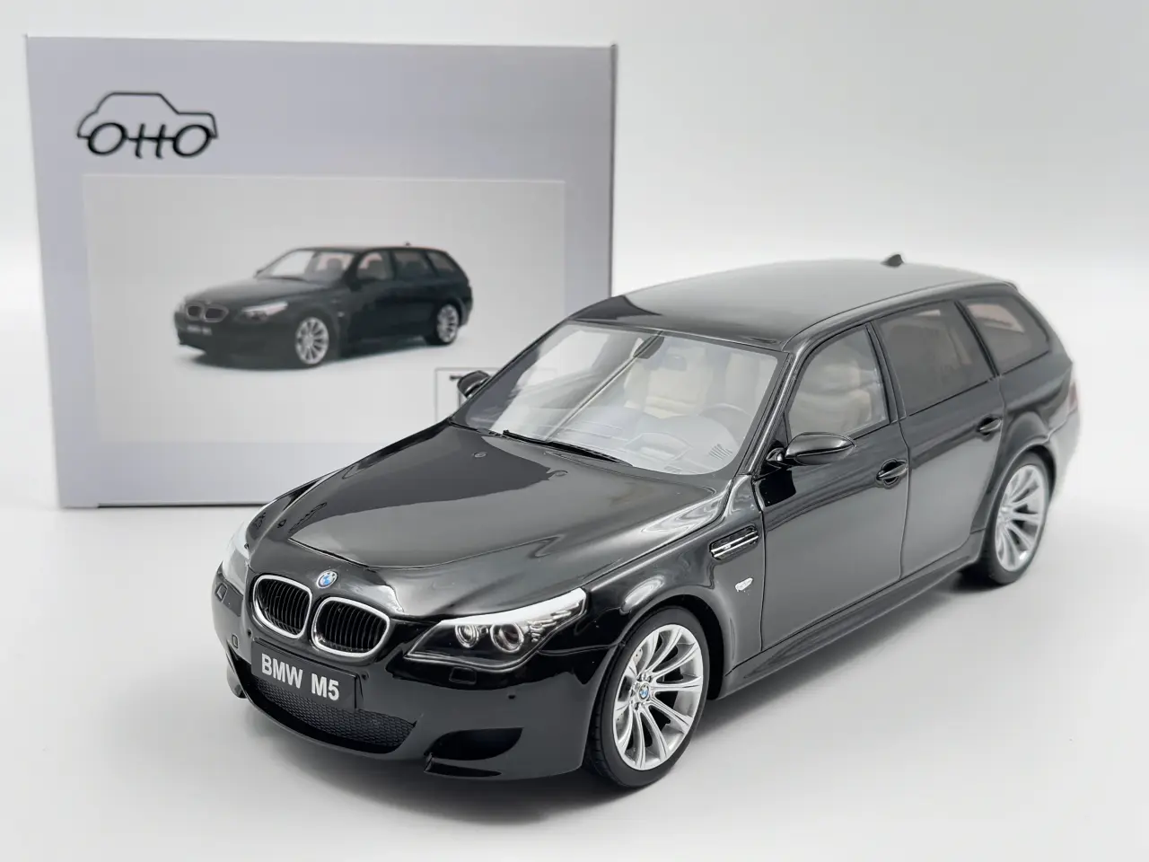 Billede 11 - 2005 BMW M5 E61 - Limited Edition - 1:18