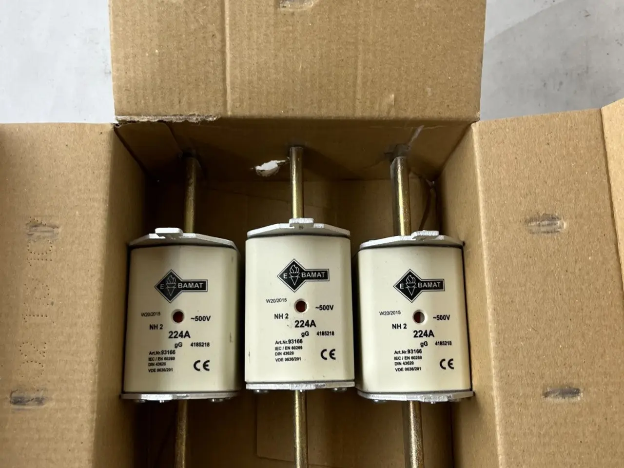 Billede 4 - NH2 Fuse 224A 500V gG Bals Bamat 93166 3pcs ny