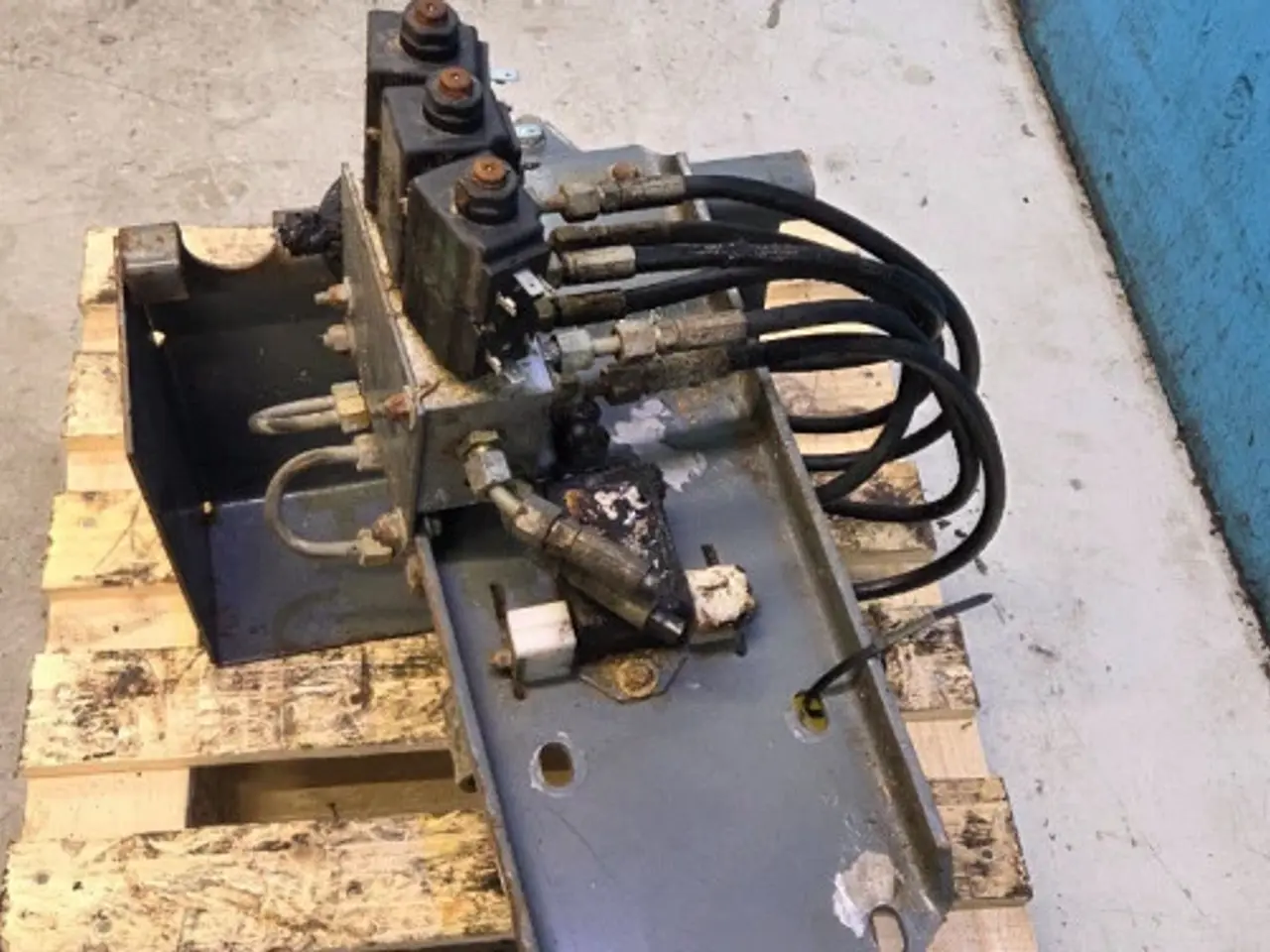 Billede 8 - Massey Ferguson 7278 Gearvælger Konsol 45140009