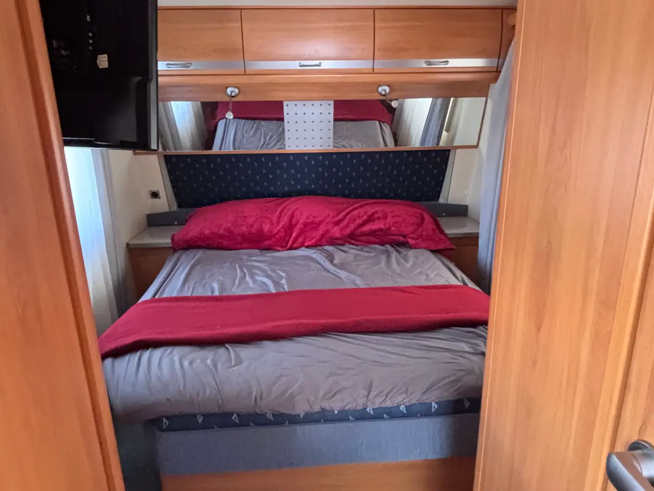 Billede 10 - Wilk S4, campingvogn 560 med Isabella fortelt 