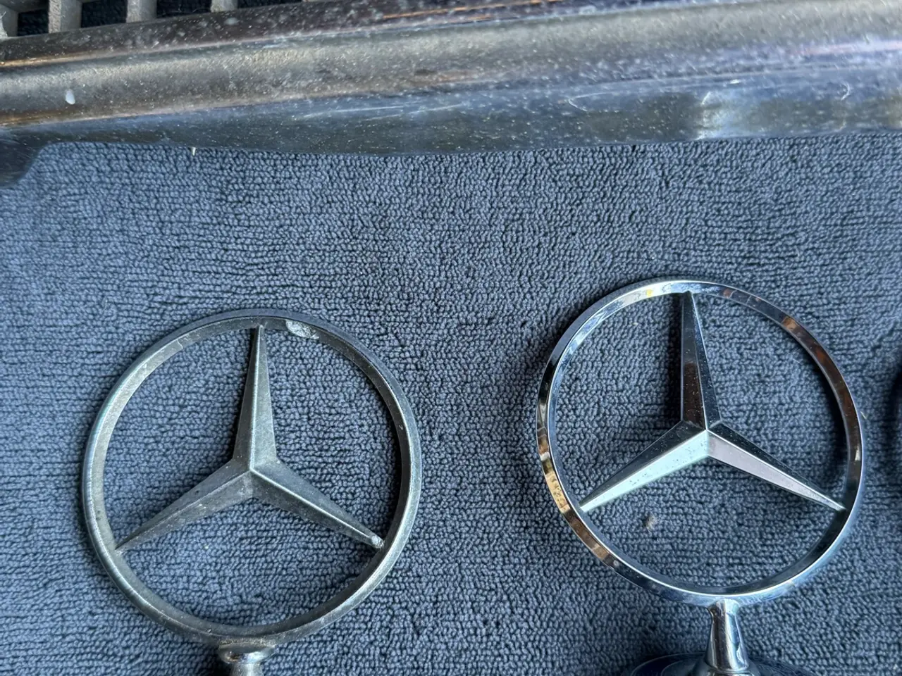 Billede 2 - Mercedes stjerner & 240D/306D logoer