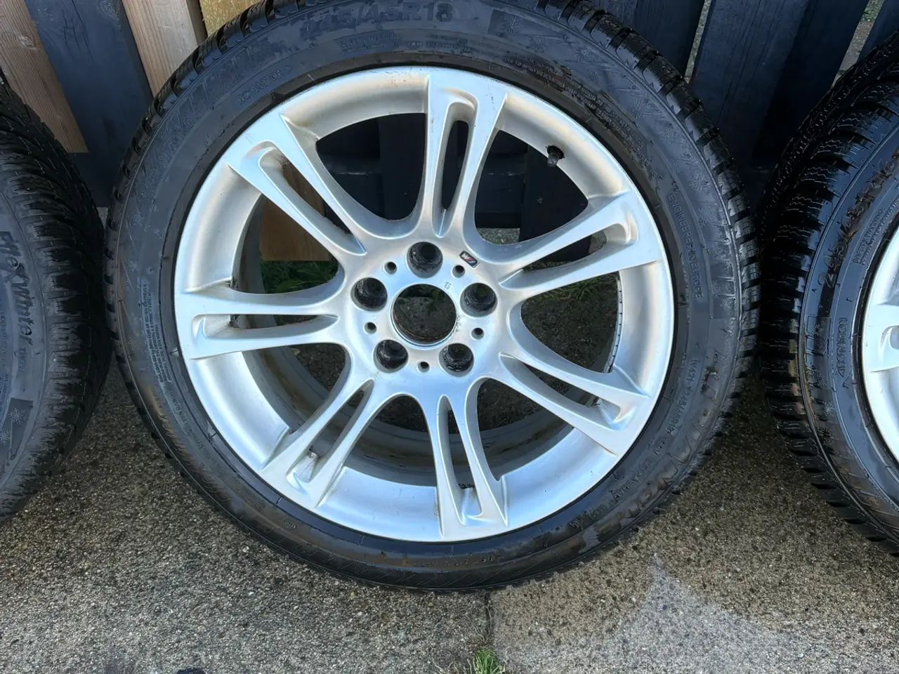 Billede 3 - 4 Stk BMW f10 alu fælge med vinterdæk