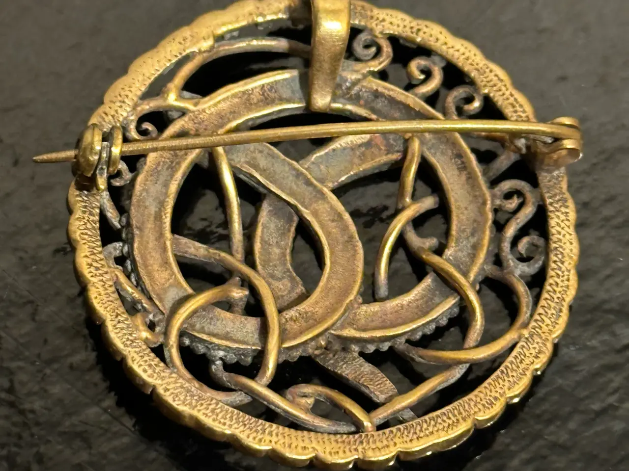 Billede 3 - Vintage broche/ vedhæng i flot stand