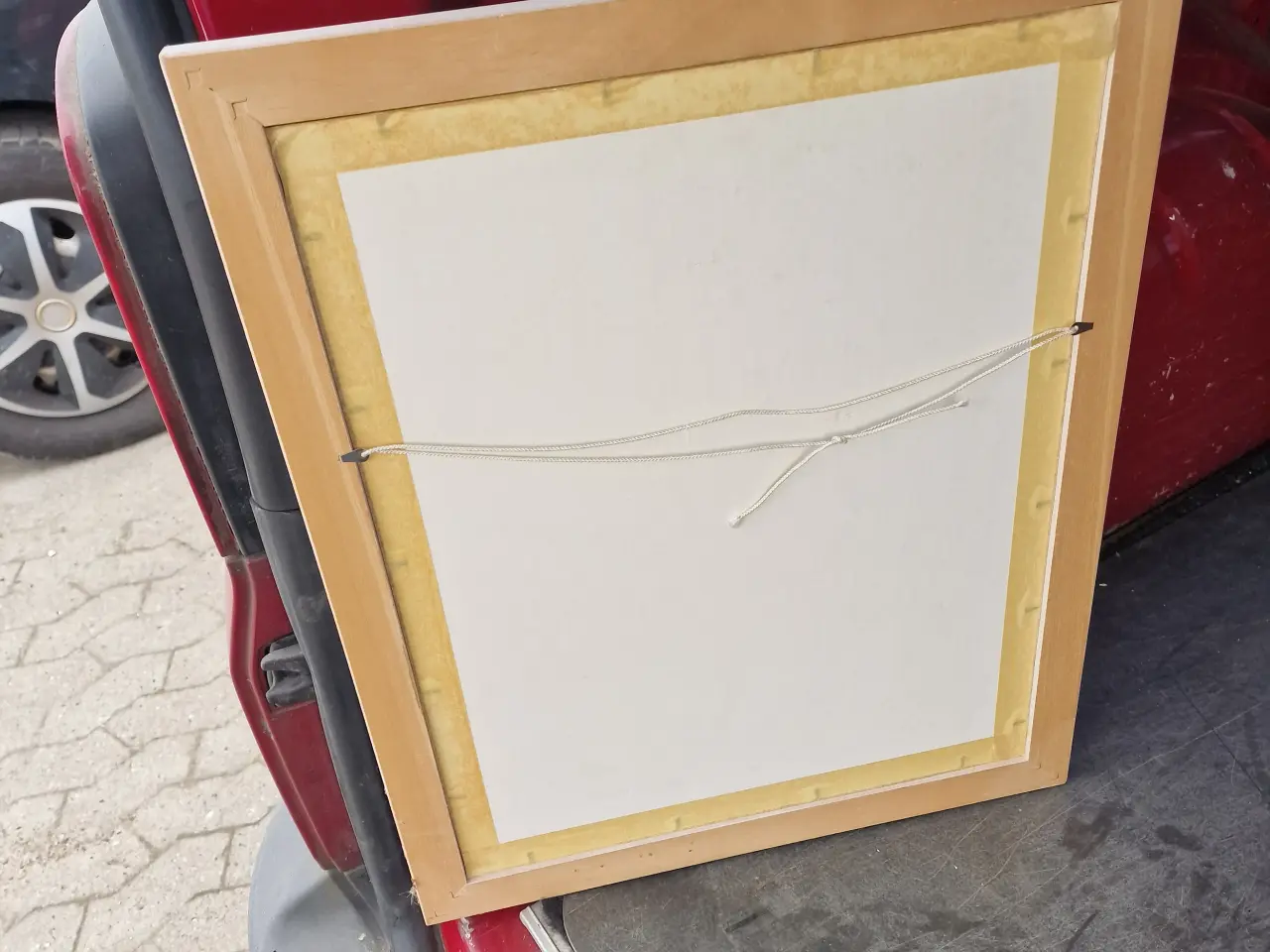 Billede 2 - Spejl i træramme 57x47cm