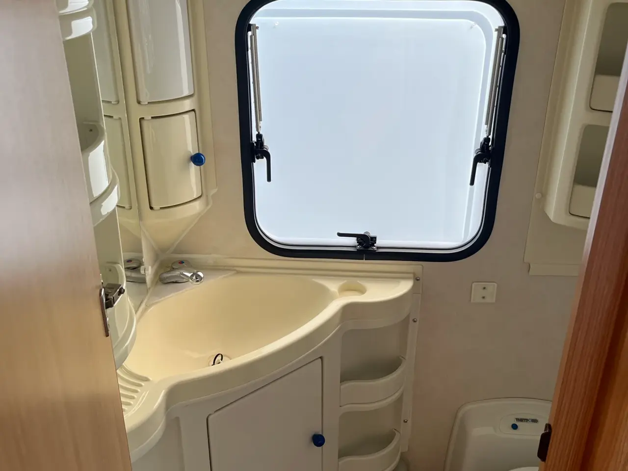 Billede 10 - 2008. Adria Altea 462 LS.