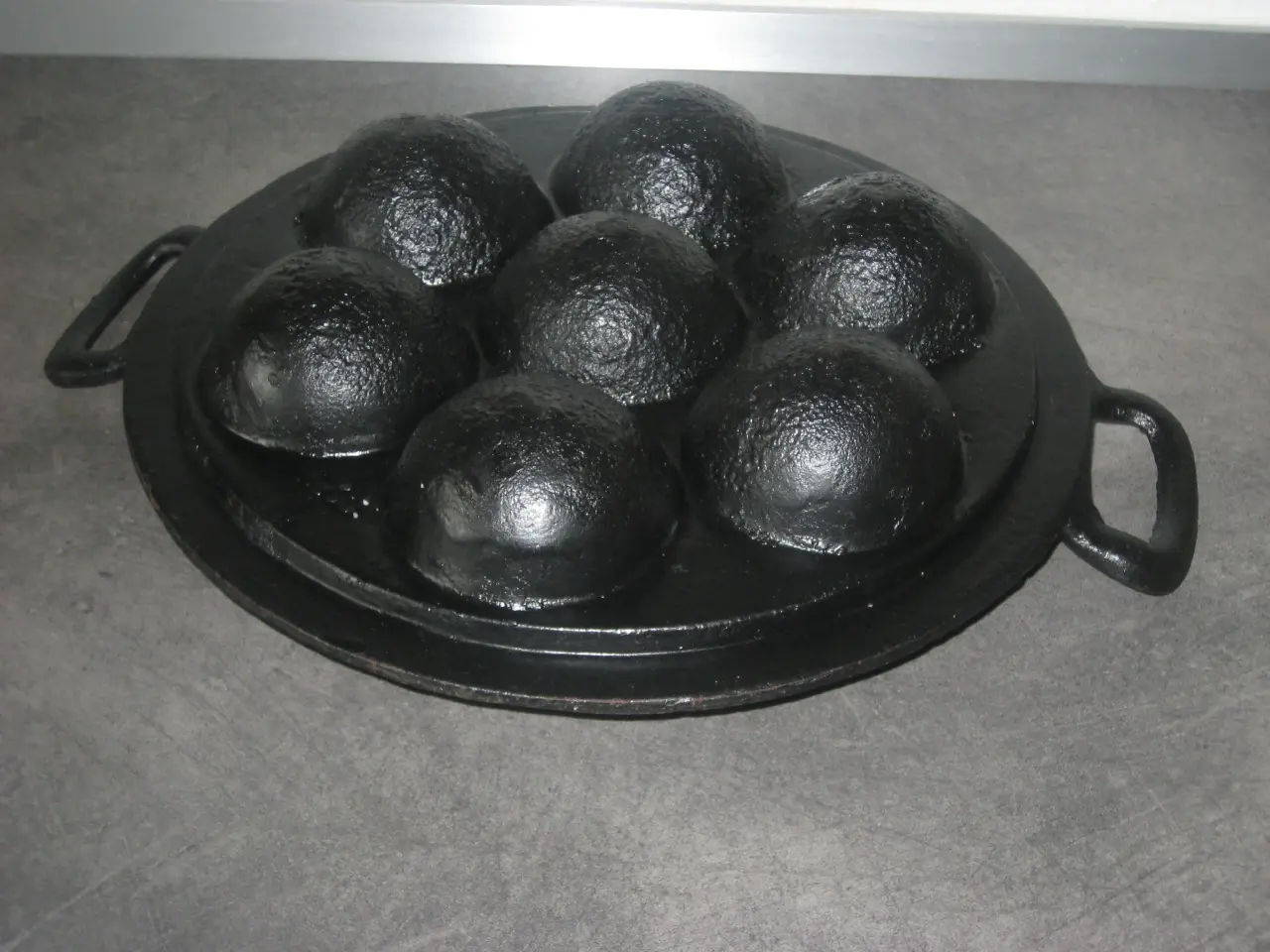 Billede 2 - Gammel æbleskivepande