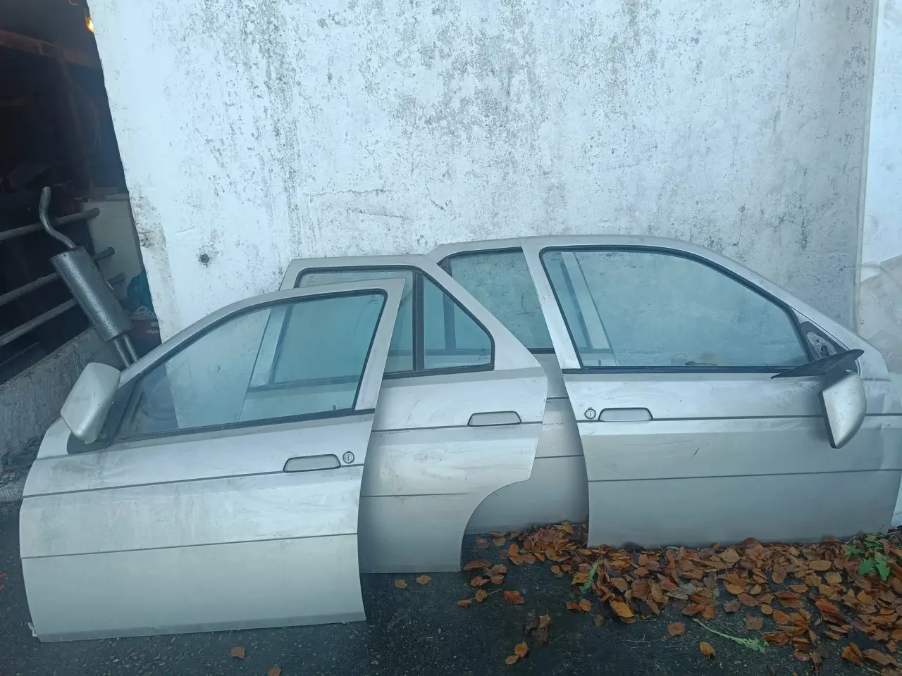Billede 1 - 4 døre til Alfa Romeo 155