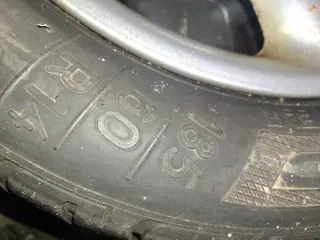 Ford fælge et sæt I 15" og et sæt I 14"
