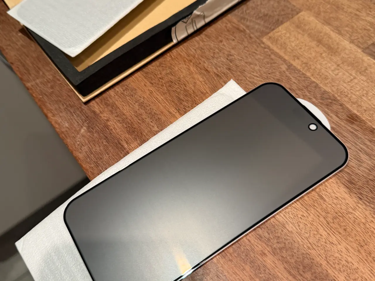 Billede 2 - Panserglas Privacy iPhone 16 pro Max (2 stk)