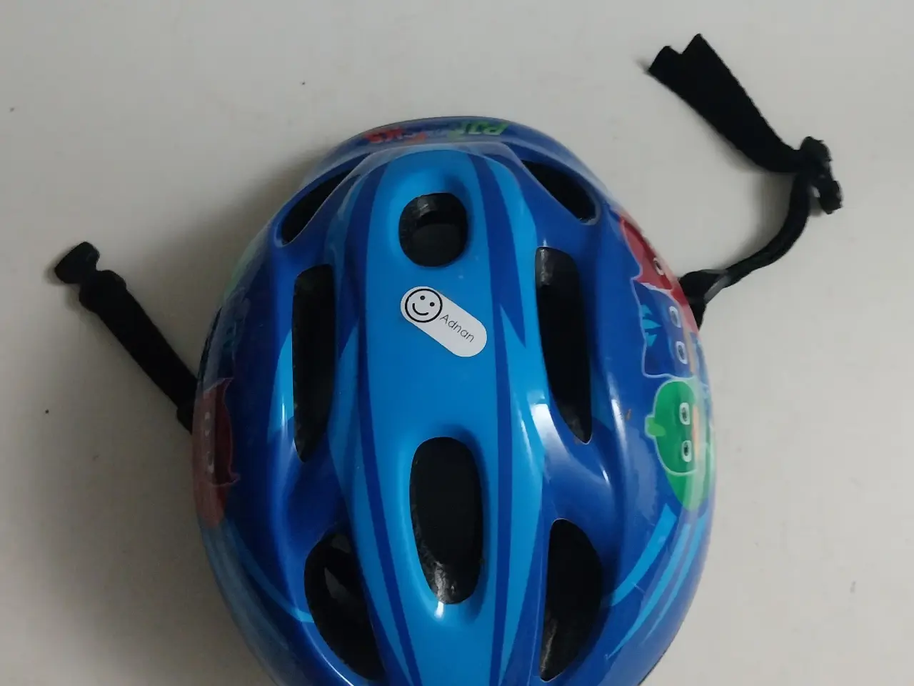 Billede 4 - Cykelhjelm med pyjamasheltene