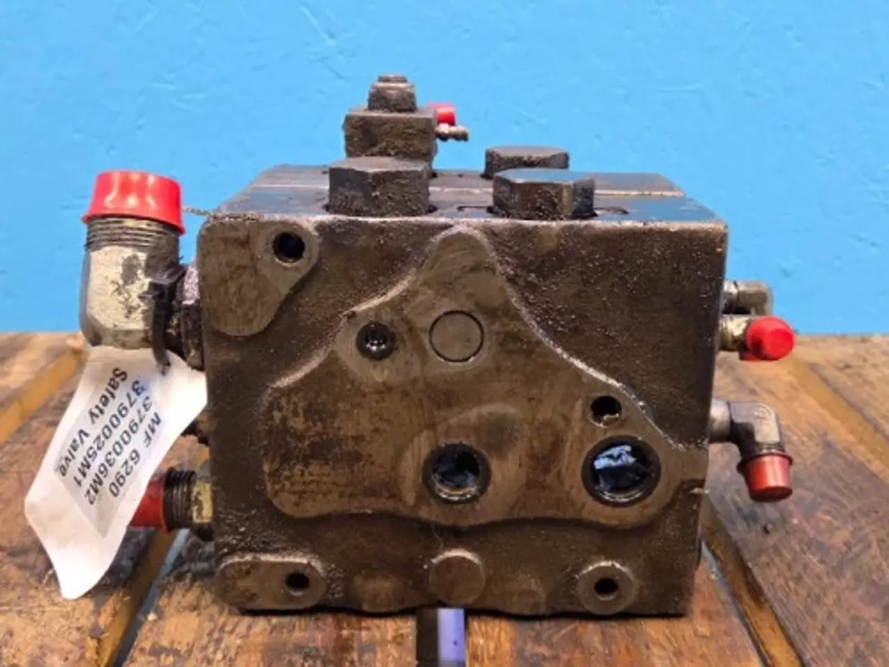 Billede 5 - Massey Ferguson 6290 Hydraulikventil 3790036M2