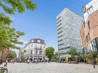 227 m² klinik/kontor i lokalt vartegn i hjertet af Odense.
