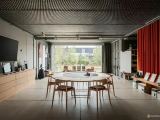 Unikt office space i kreativt miljø med kig til havnen