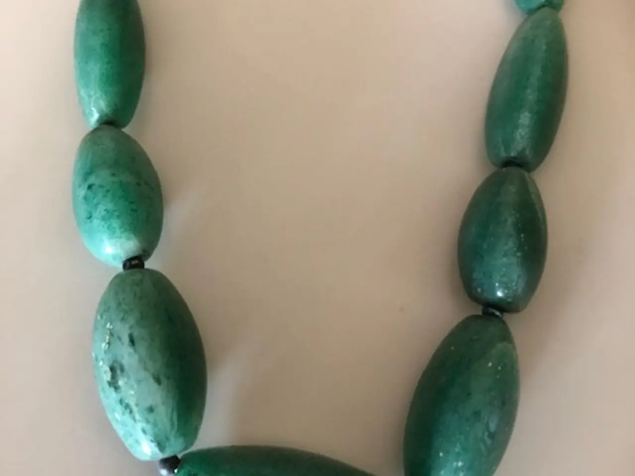 Billede 2 - Jade halskæde 52 cm.