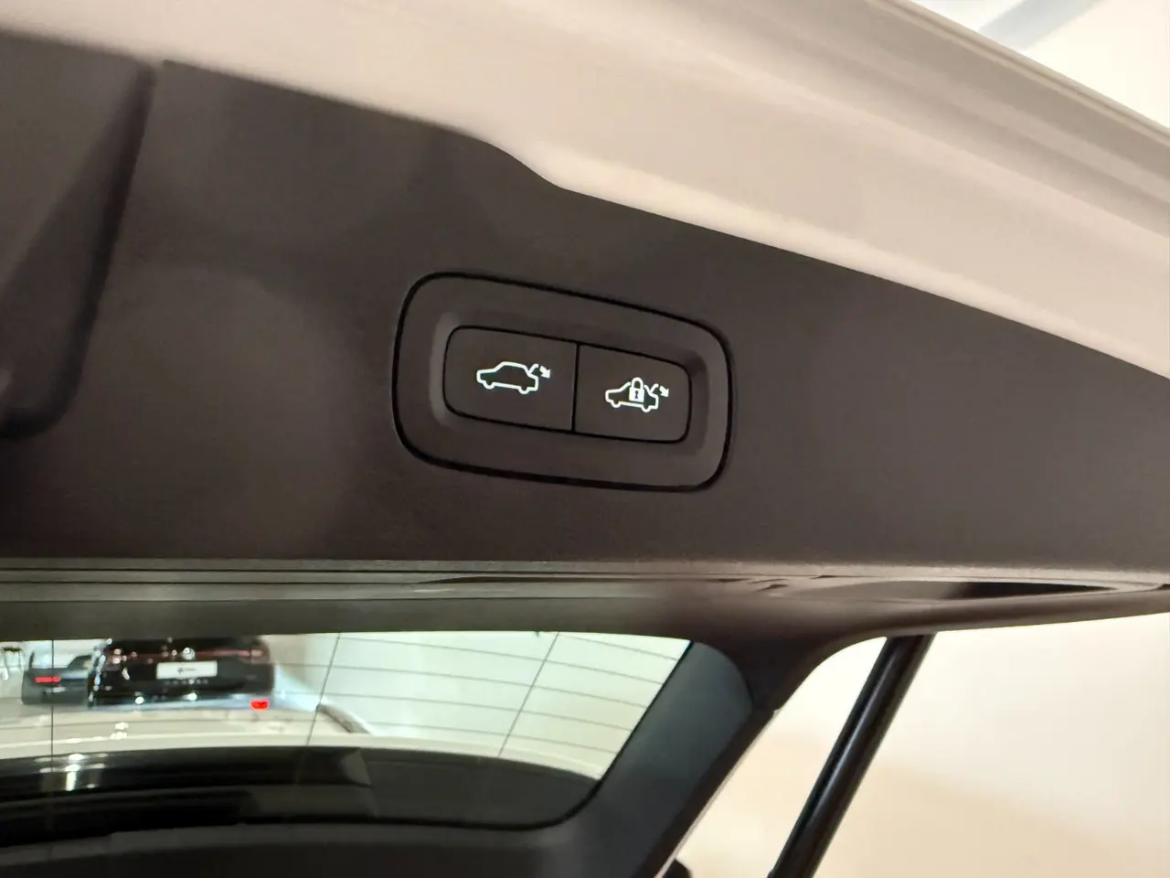 Billede 7 - Volvo V60 2,0 T4 190 R-Design aut.