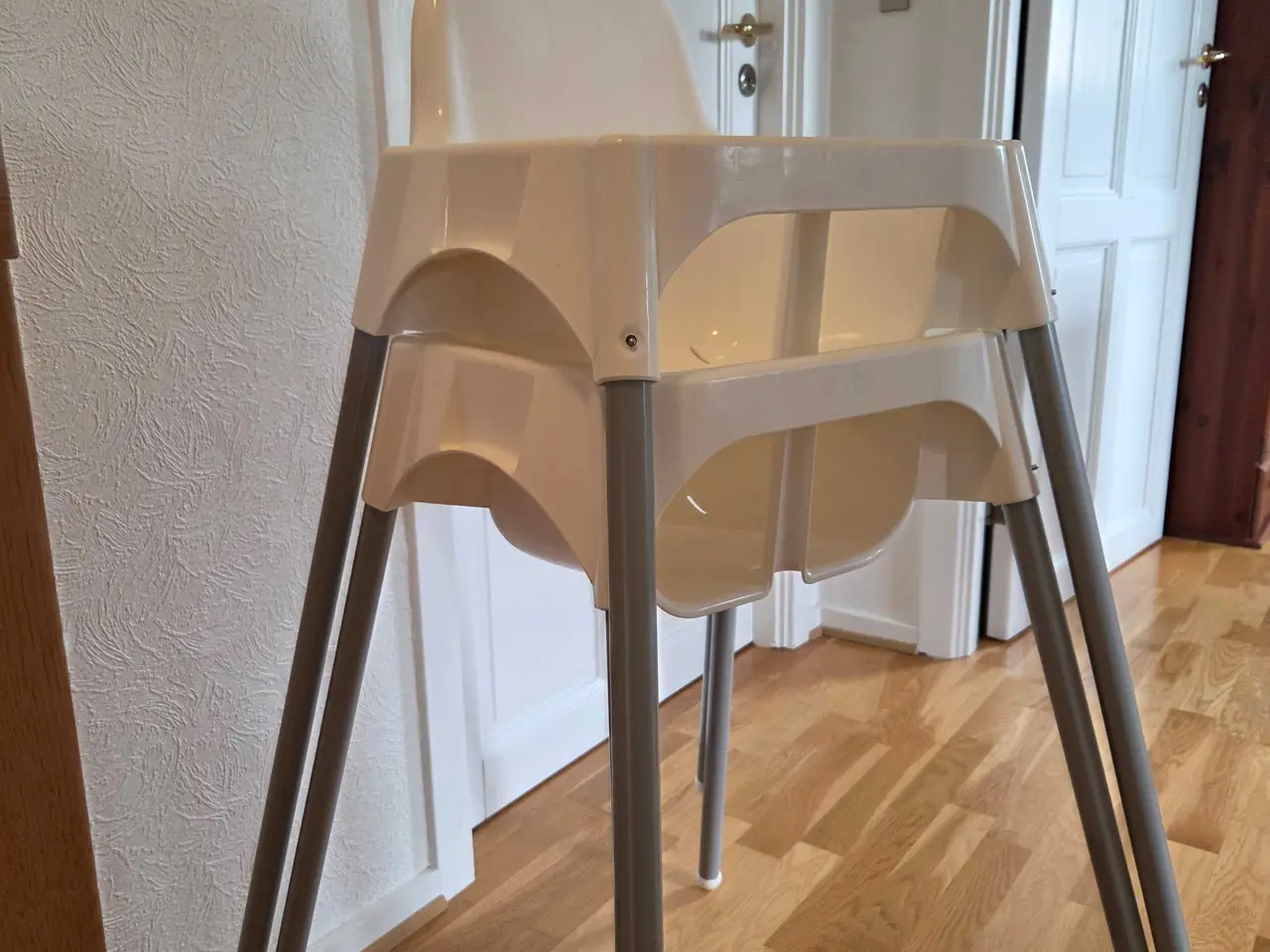 Billede 1 - 2 stk. Ikea højstole med bakker. Som nye