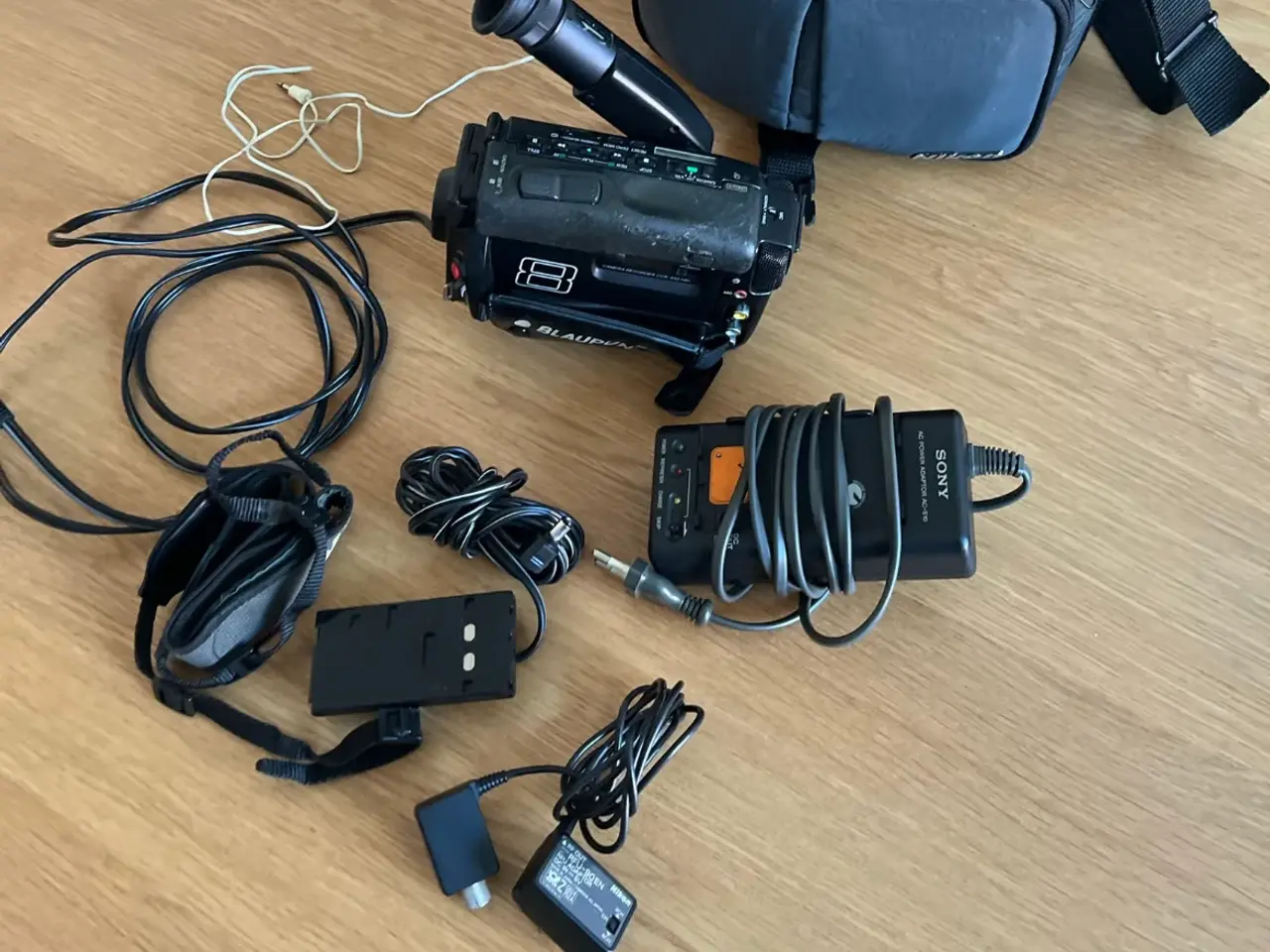 Billede 3 - Blaupunkt videokamera m/ taske