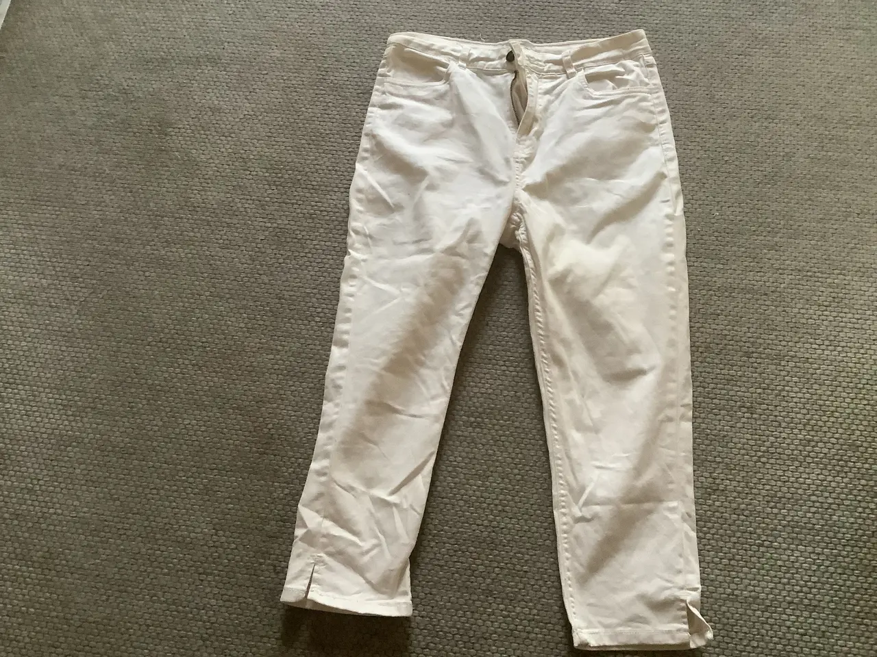 Billede 6 - 2 par helt nye knickers råhvid og oliven str. 40