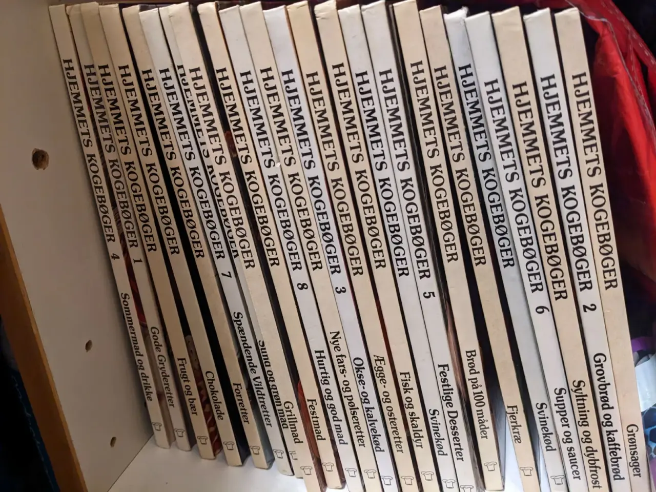 Billede 1 - Hjemmets kogebøger retro