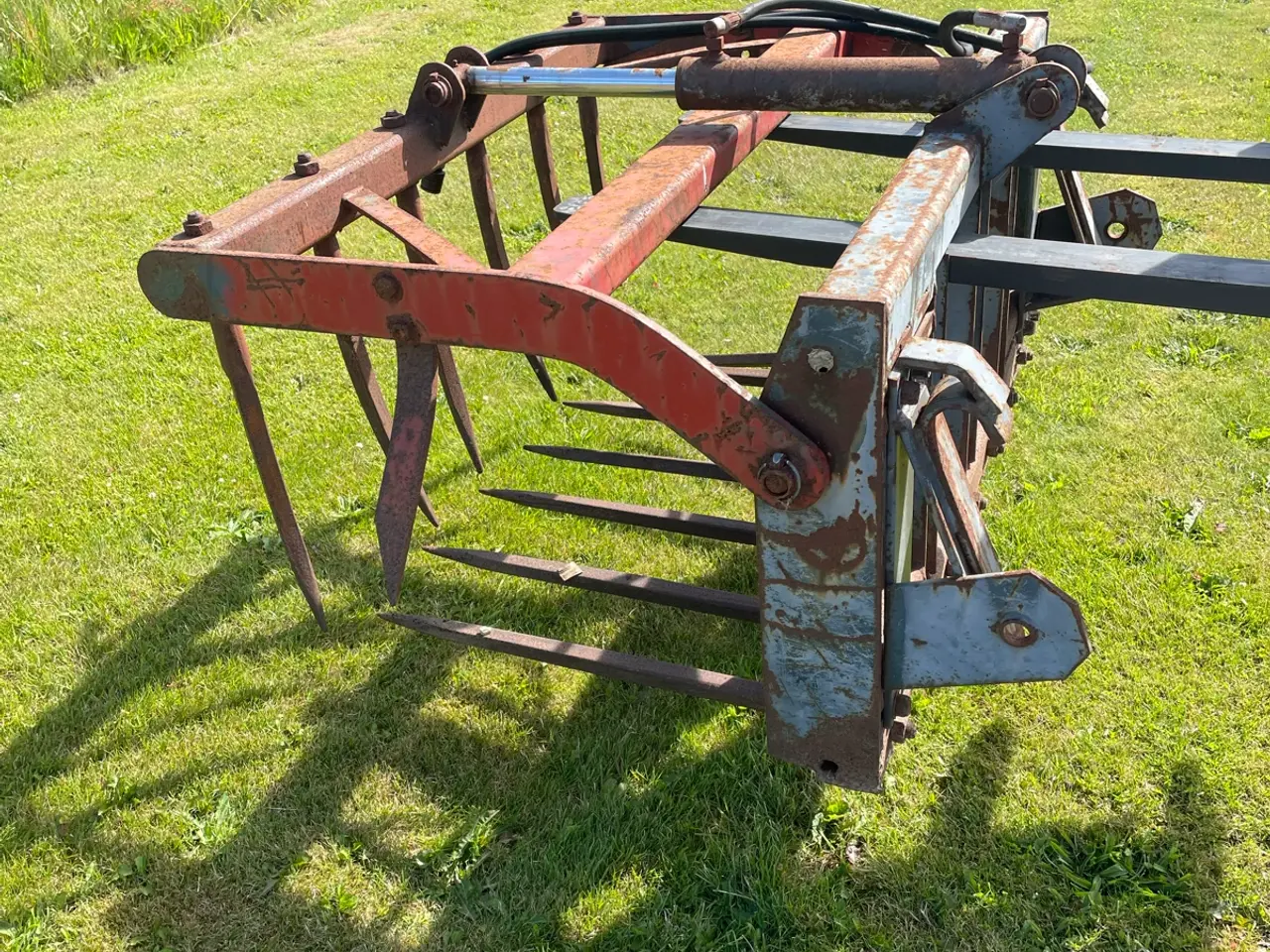 Billede 6 - 844 XL med 4x4 og frontlæsser
