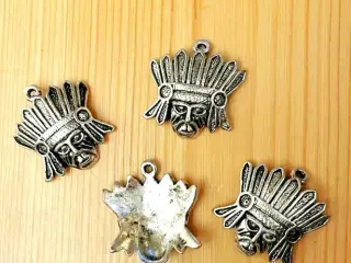 Charm med indianer. Indfødt amerikaner.