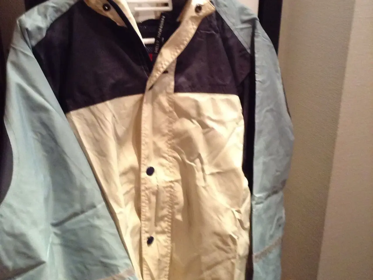 Billede 1 - Helly Hansen vindjakke