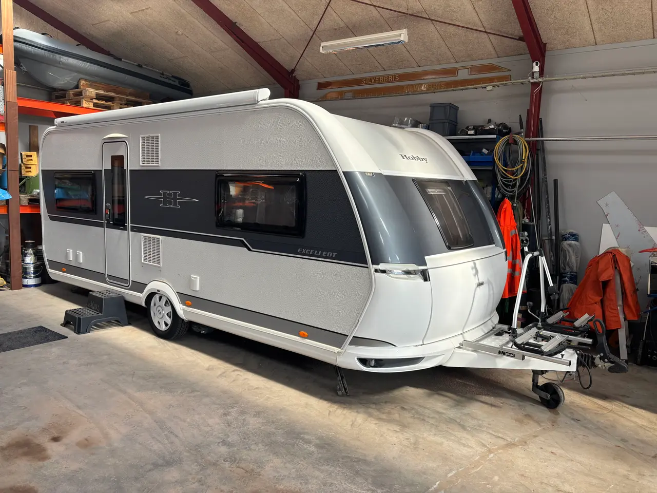 Billede 1 - Flot campingvogn der trænger til at blive luftet