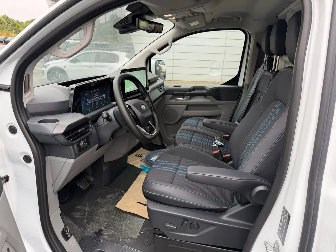 Billede 13 - Ford E-Transit Custom 320 L1 64 Sport